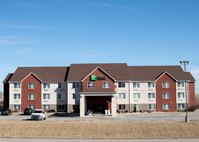 Best Hotels in Maryville MO