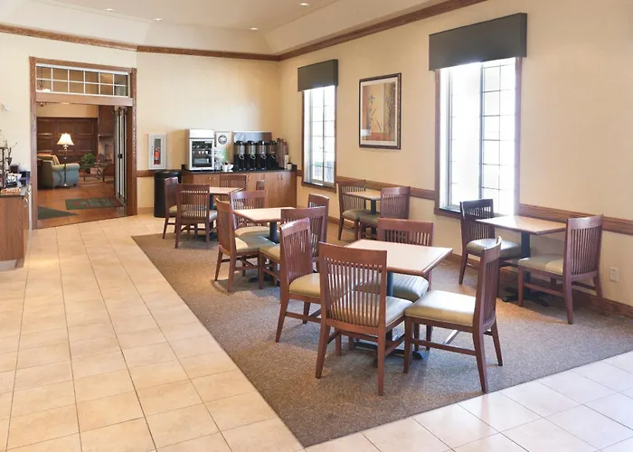 Best Hotels in Chanhassen