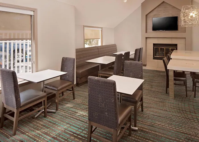 Top Hotels in Campbell CA